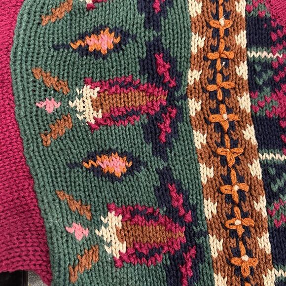 Vintage ID Distinctions Large Red Burgundy Floral Knit Sweater - Picture 7 of 8